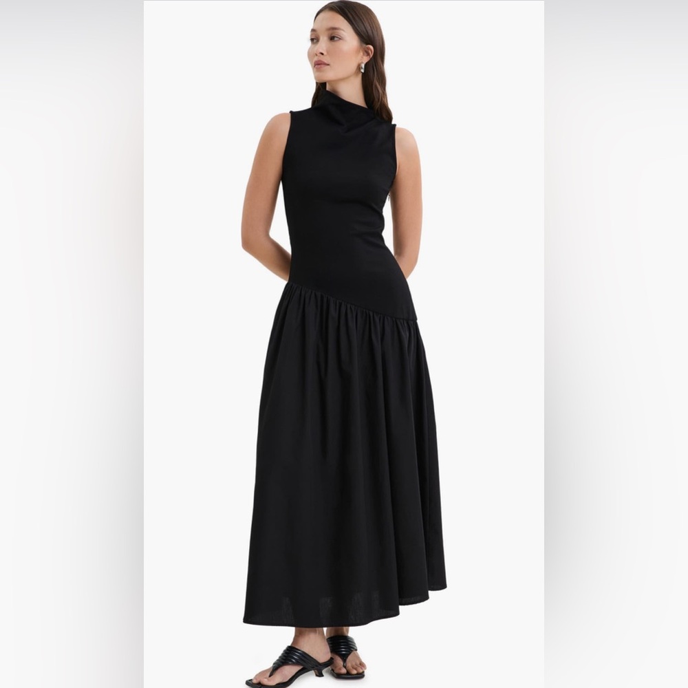 Marcella Elegant Black Maxi Dress - Picture 6 of 11